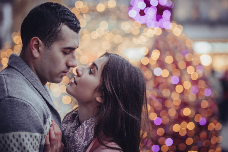 Calling All Singles: It’s Time to Get Cuffed!!