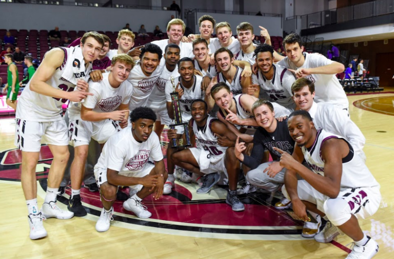 Maroons Dominate at Tournament