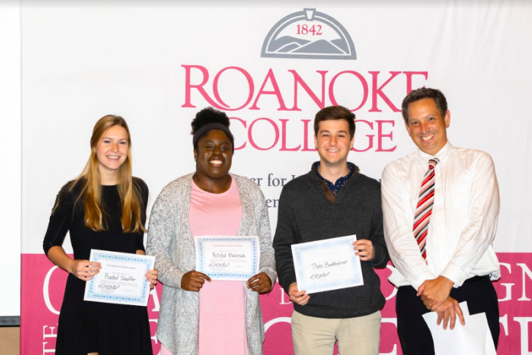 Students Compete in Salem Civic Challenge