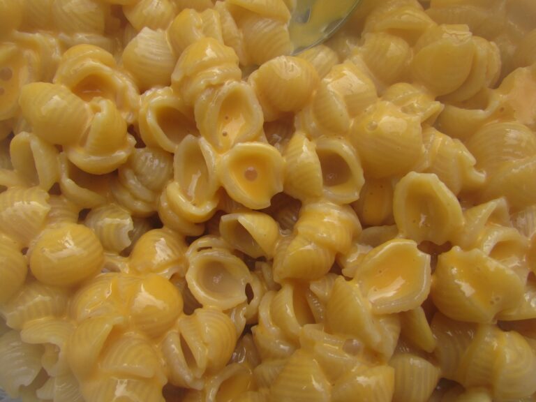 Brackety-Snacks: Dorm Edition