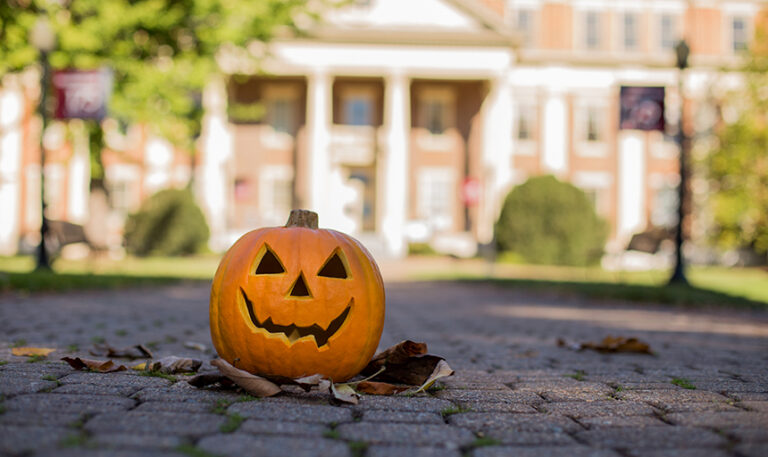 Maroons Talk: Seasonal Spooks