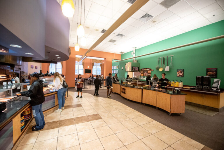 Diverse Dining at Roanoke College 