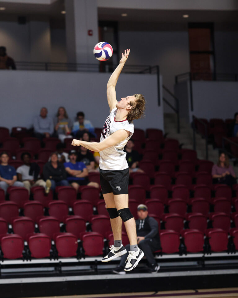 ‘Noke Men’s Volleyball Sweeps Averett University 3-0